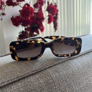 Off white leopard print sunglasses